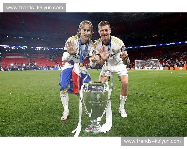 皇马与莱斯特：绿茵场上的两段传奇，荣耀与梦想的交织